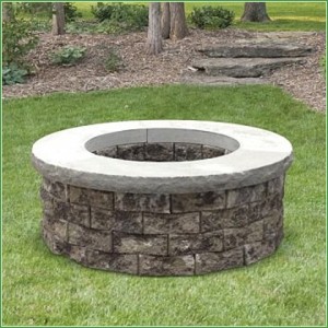 Serafina Firepit w/Rockface Coping - Backyard Living