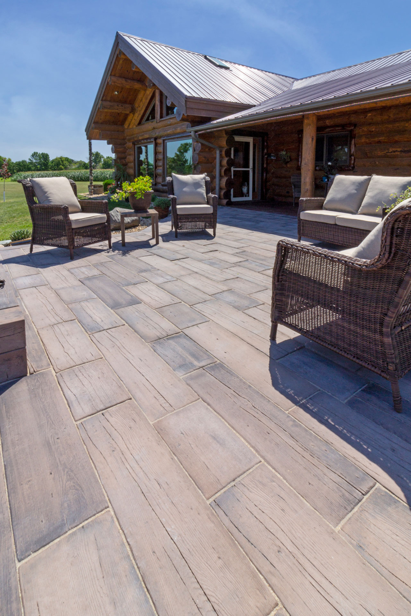 Rochester Concrete Products® Barn Plank Tile