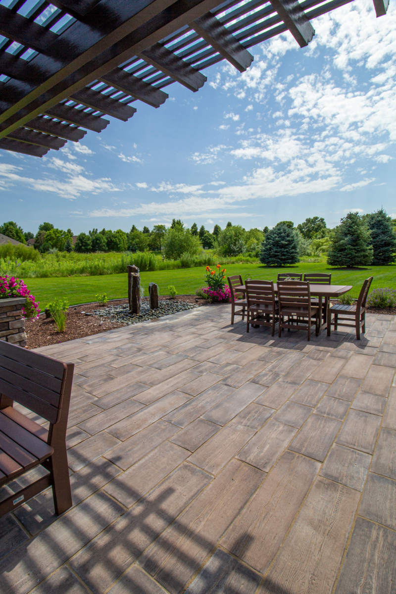 Rochester Concrete Products® Barn Plank Tile
