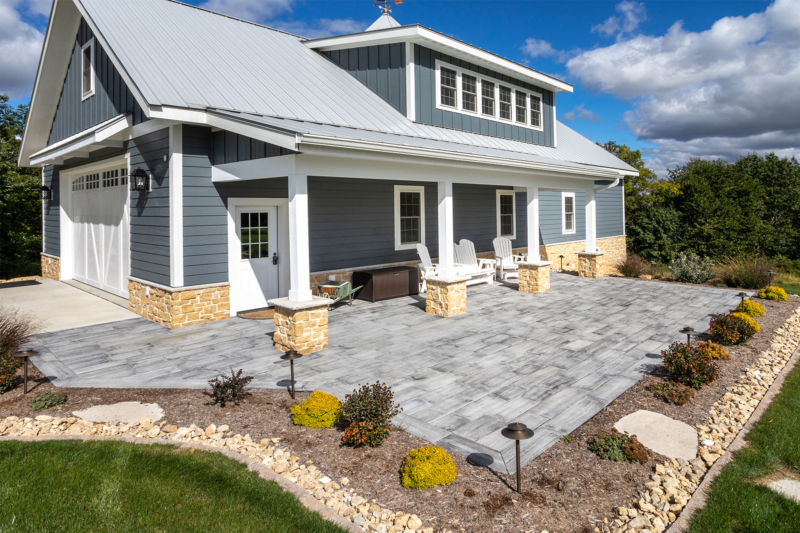 Rochester Concrete Products® Barn Plank Tile