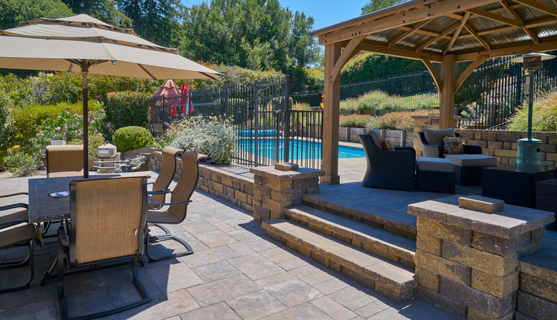 Keystone Hardscapes® Harington™ Freestanding Wall